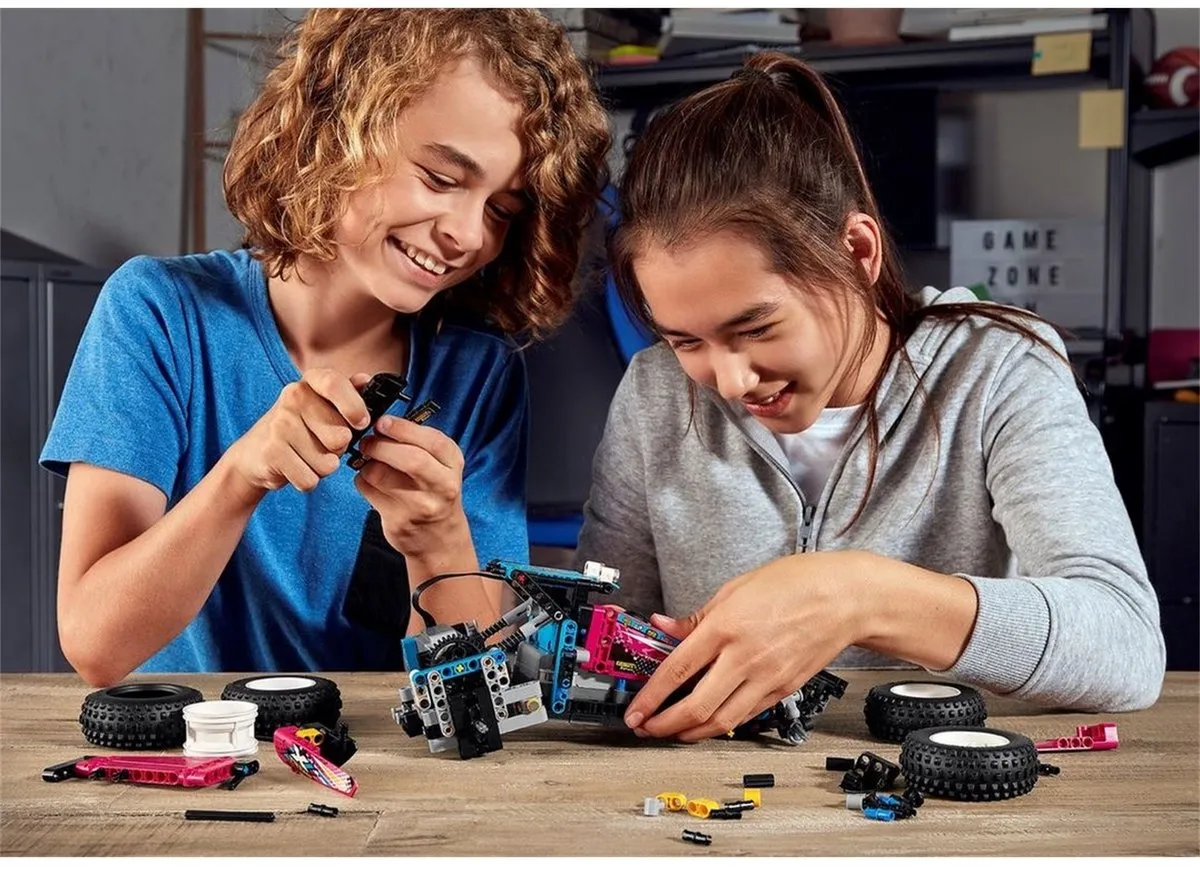 LEGO Technic Terreinbuggy 42124 - 374 Stukken - afbeelding 6 van 6