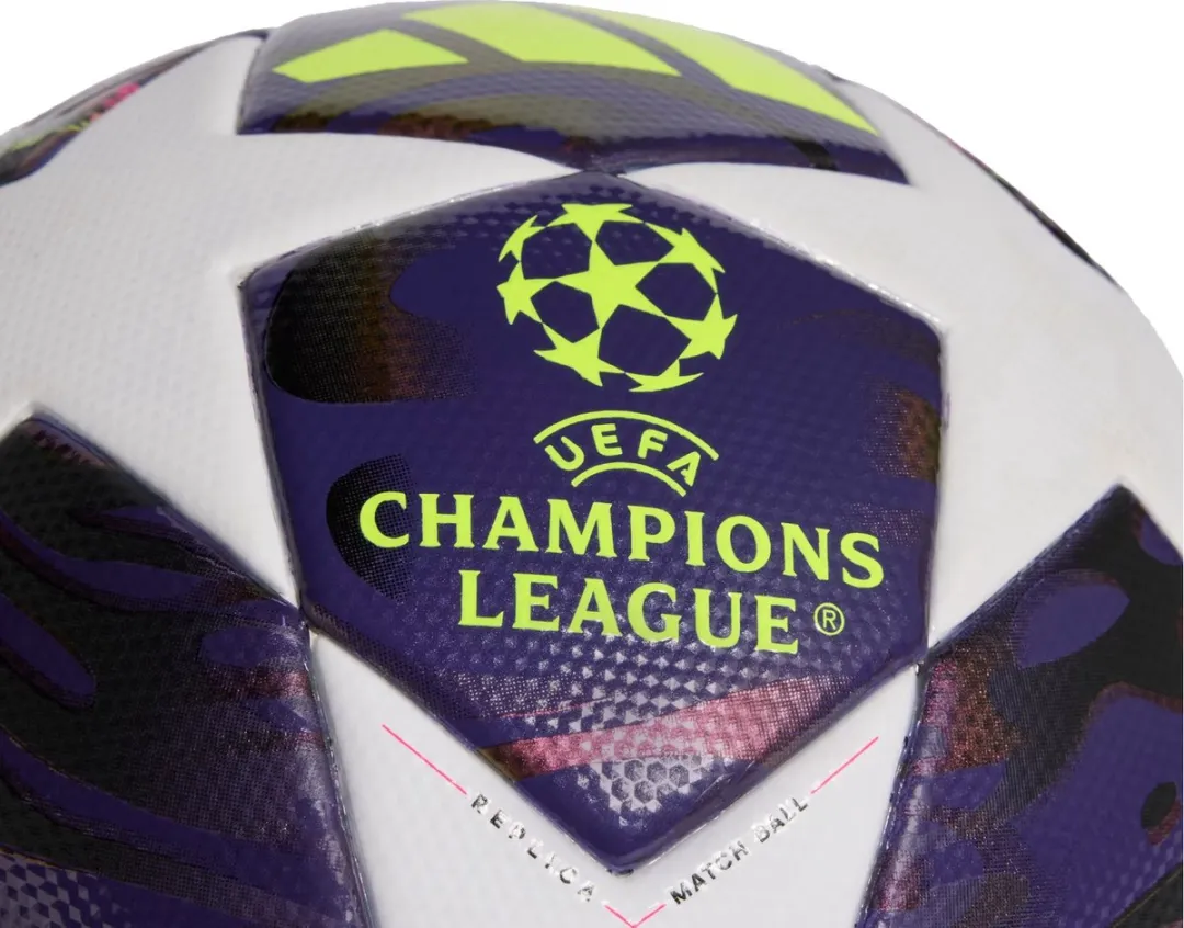 Adidas UCL Voetbal - Maat 5 - Paars