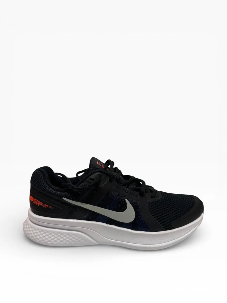 Nike Run Swift 2 Sportschoenen 40.5 - Zwart/Wit/Rood