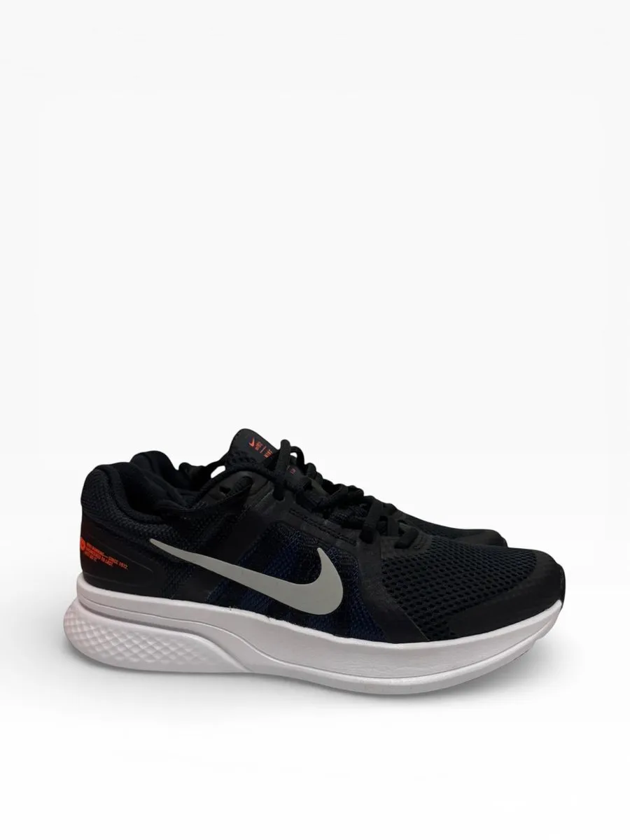Nike Run Swift 2 Sportschoenen 40.5 - Zwart/Wit/Rood