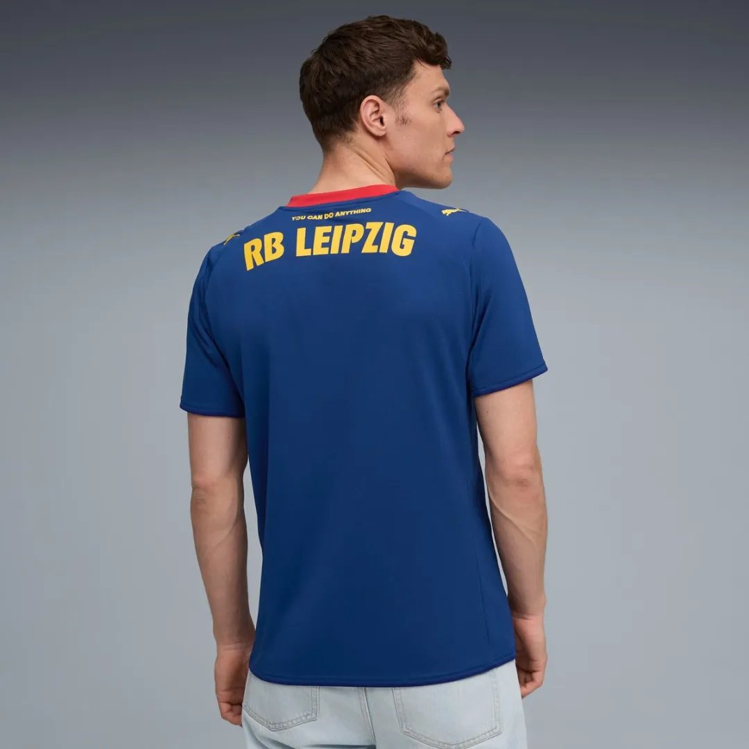 PUMA Buitenstadion Shirt RB Leipzig 2025/26 - XL - Blauw/Geel/Rood