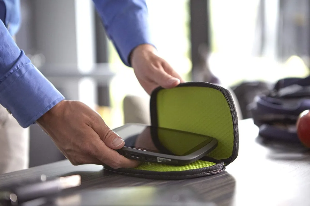 TomTom Protective Case 6"