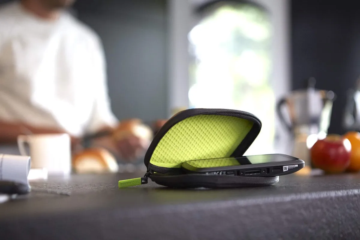 TomTom Protective Case 6"