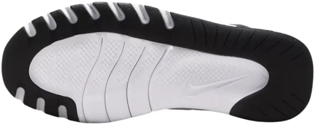 Nike flex train in de kleur zwart.