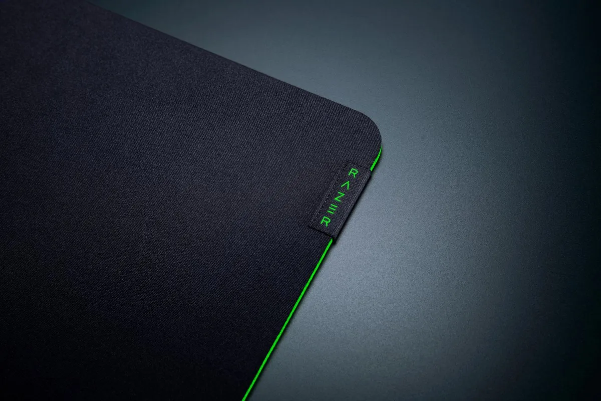 Razer Gigantus V2 Medium Muismat - Antislip - Zwart