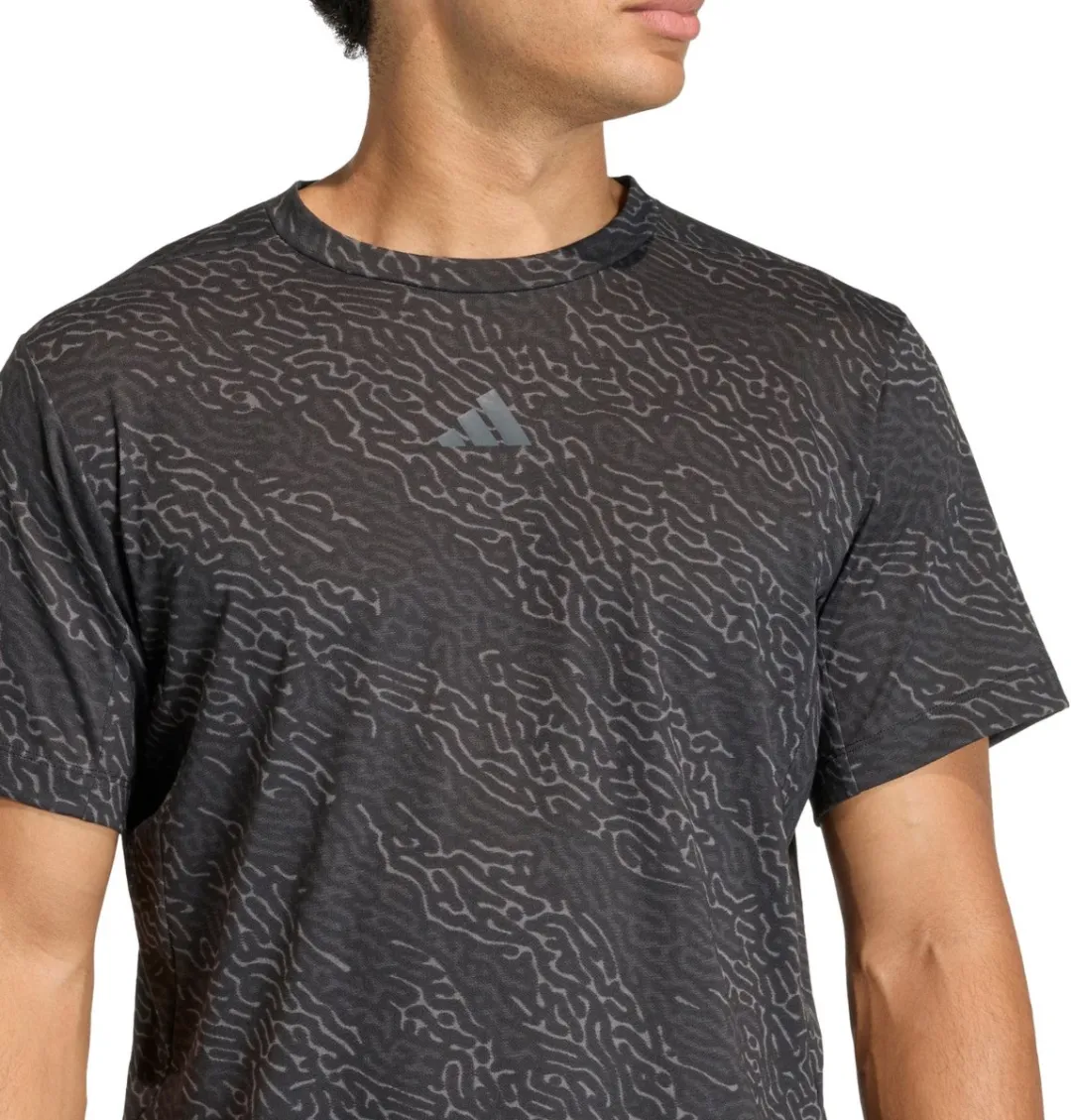 adidas T-shirt Heren D4T Power AOP KF3097 - 2XL Zwart