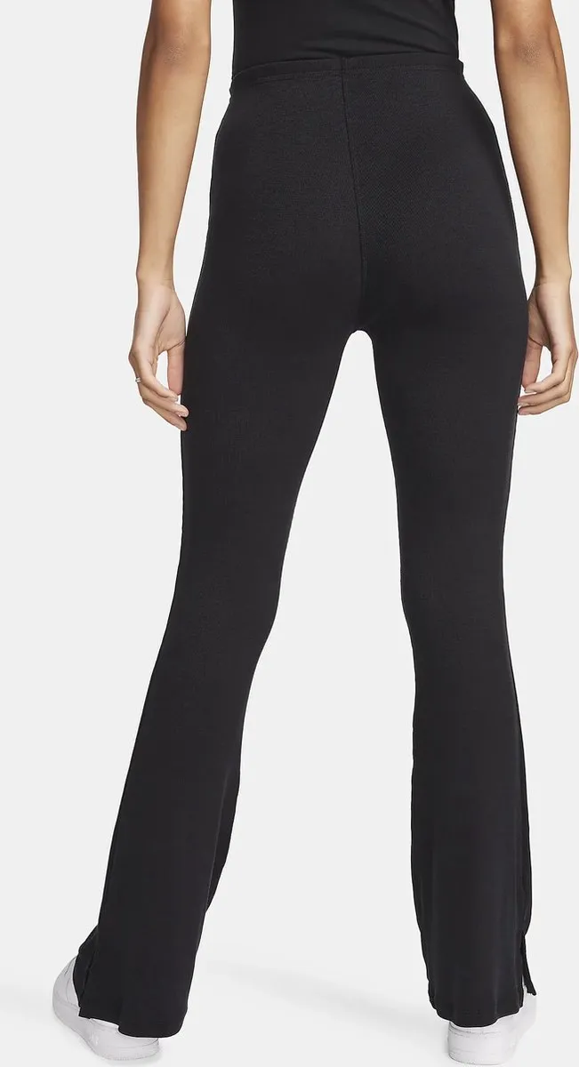 Nike Sportswear Chill Knits Legging Dames FQ2113-010 - S - Zwart/Wit