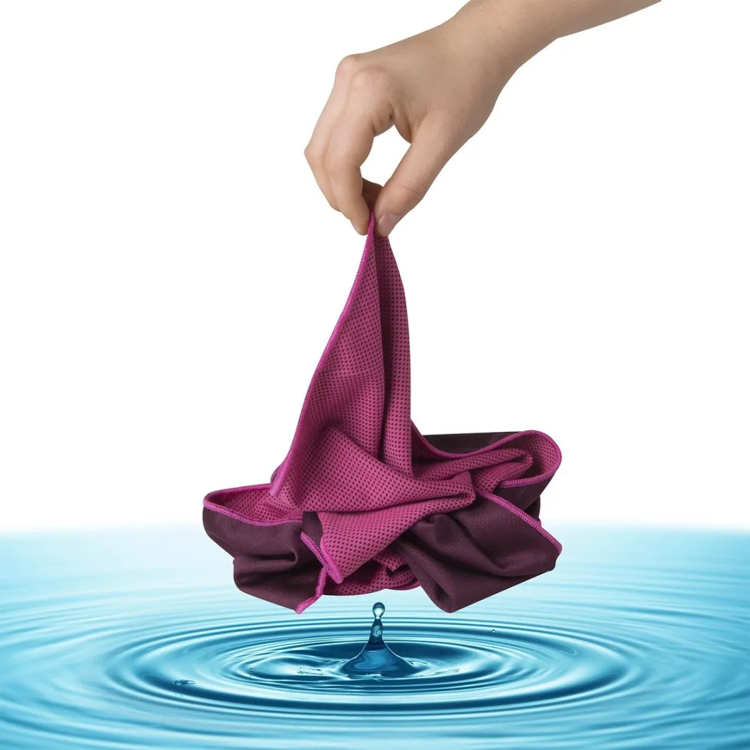 Celly Roze Koelhanddoek - Microvezel