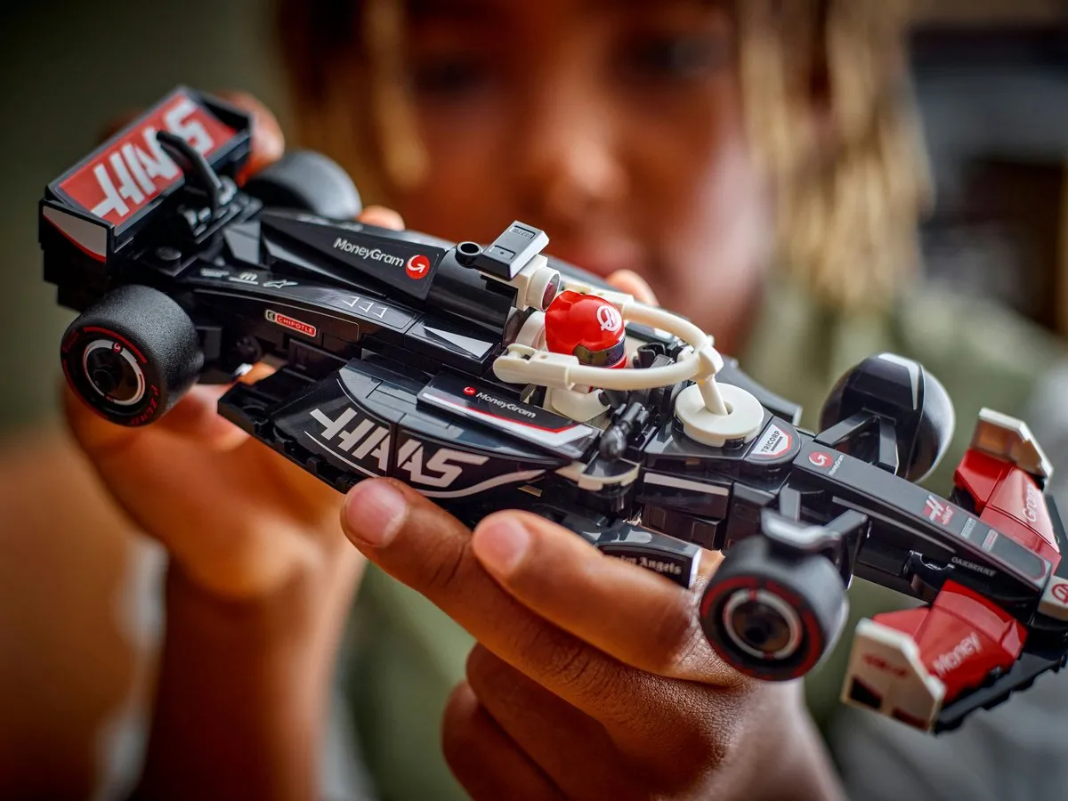 LEGO Speed Champions Haas F1 Team VF-24 77250 - 242 Stukken