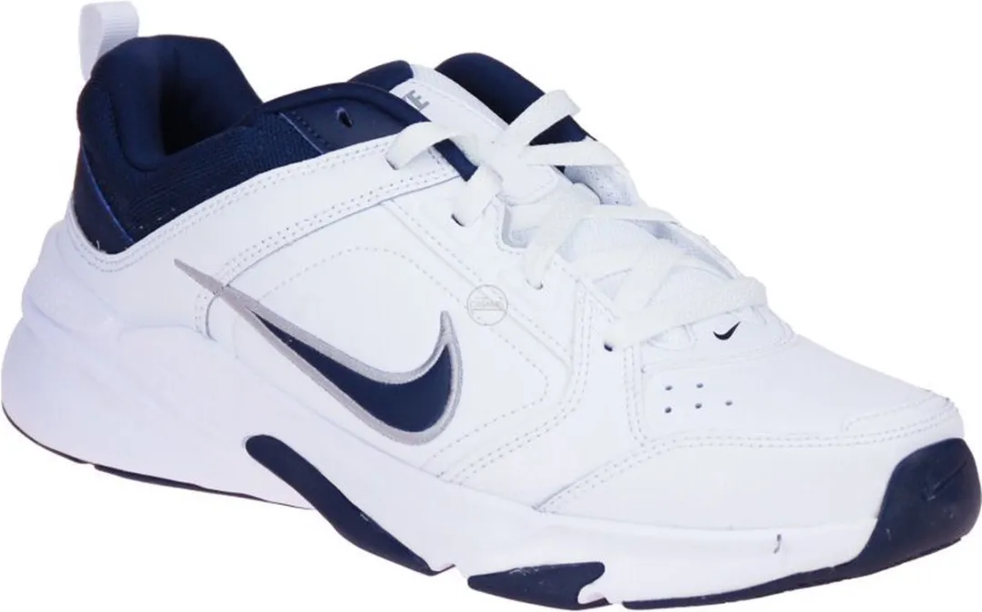 Nike Defy All Day Heren Sneakers 41 - Wit
