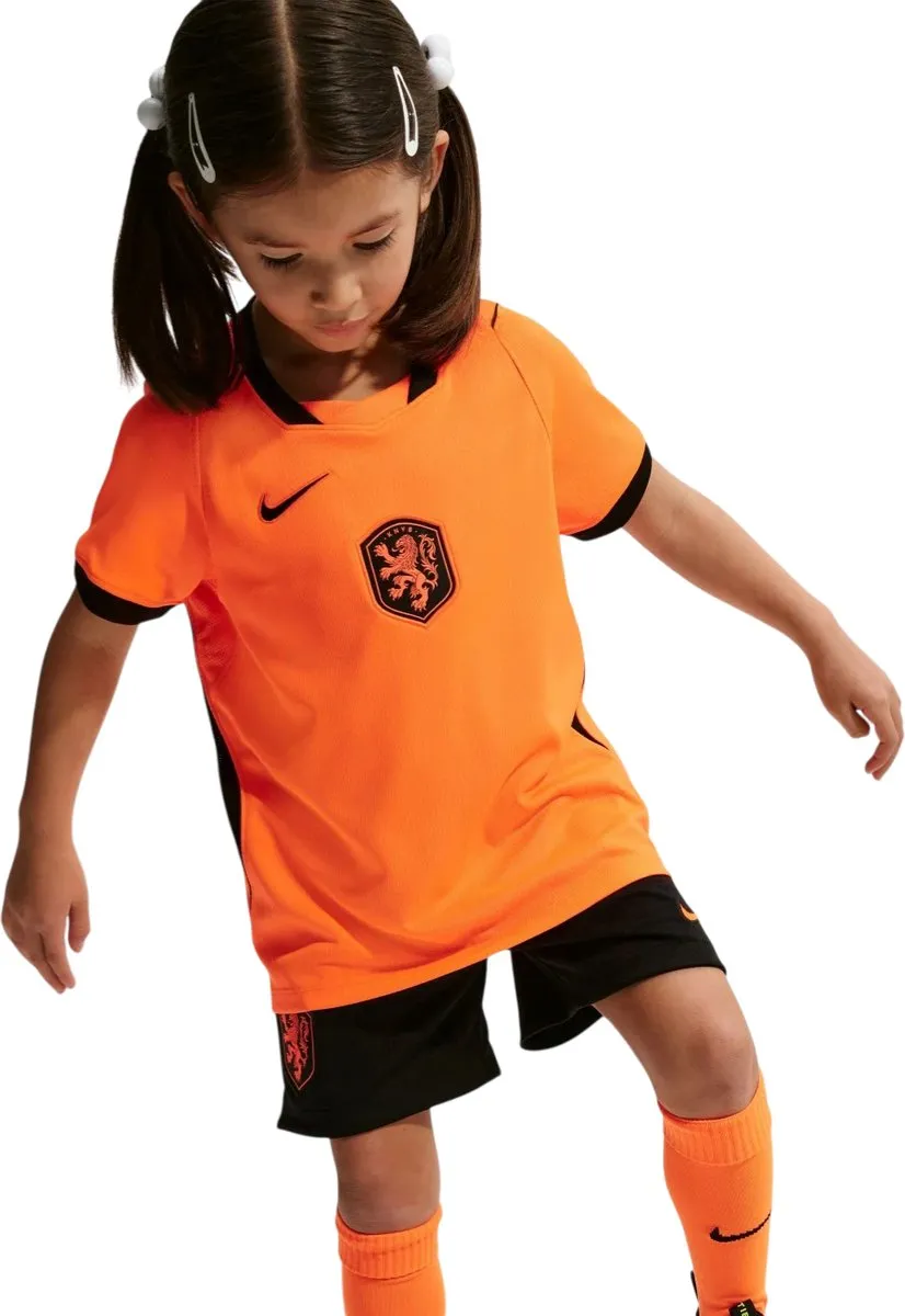 Nike Nederlands Elftal Minikit Thuis 2026-2028 - L (116-122) - Oranje/Zwart