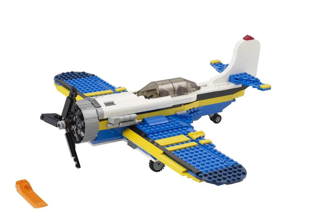 LEGO Creator Vliegavonturen 31011 - 618 Stukken - Multicolor - afbeelding 2 van 6