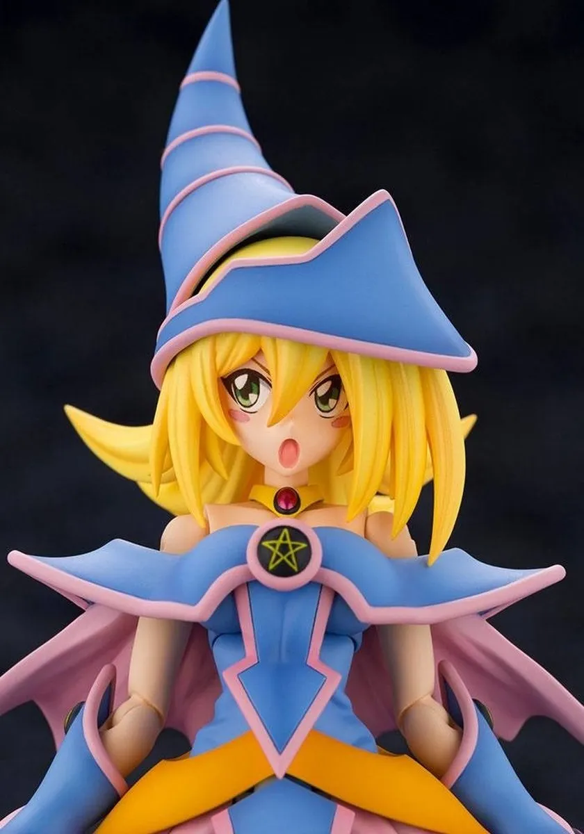 Kotobukiya Yu-Gi-Oh! Crossframe Girl Plastic Model Kit - 18cm
