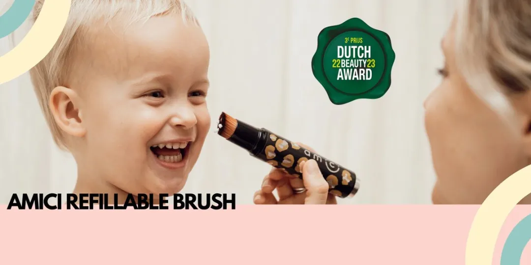 AMICI Cosmetics Sun Brush Leo Licious Zonnebrandkwast - Zwart
