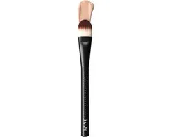 NYX Pro Flat Foundation Brush