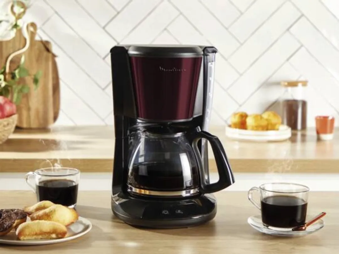 Moulinex FG5S05E0 Volledig Automatisch Koffiezetapparaat - 15 Kopjes - 1000W - Zwart/Rood