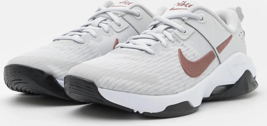 Nike Air Zoom Bella 6 Sportschoenen - Maat 37.5 - Grijs/Bruin/Wit