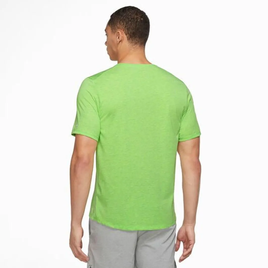 Nike Dri-FIT Run Division Hardloopshirt DQ4750-358 - S - Groen