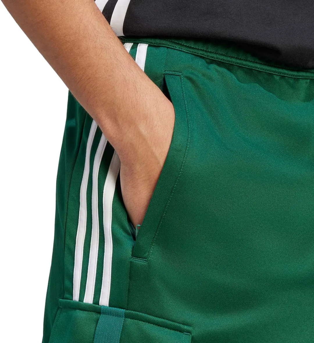 Adidas Tiro Cargo Herenshort - S - Groen