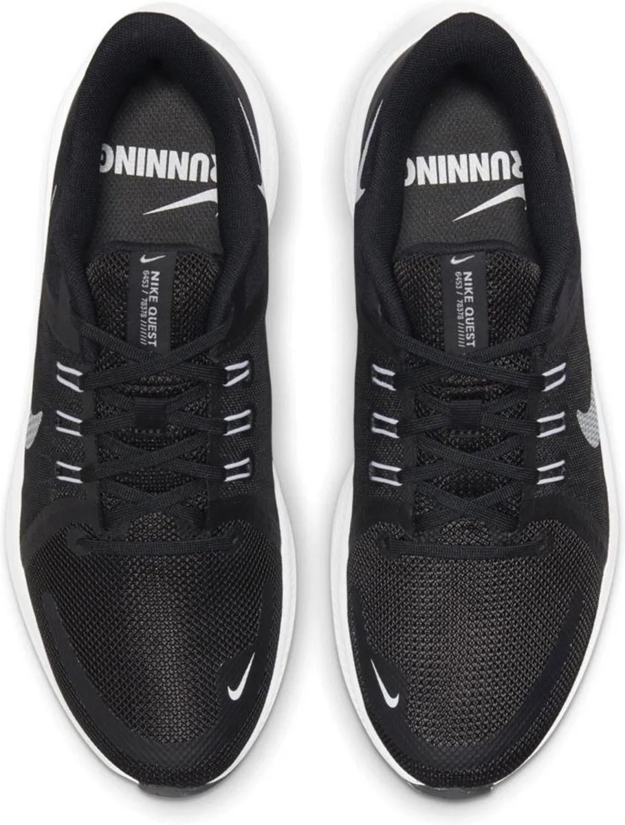 Nike Quest 4 Sportschoenen Dames 39 - Zwart/Wit