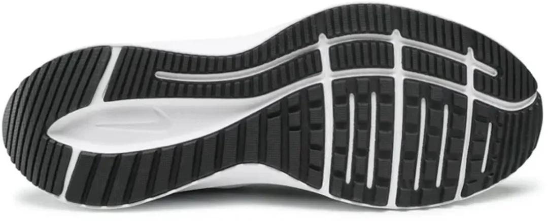 Nike Quest 3 Shield Sportschoenen - Maat 41 - Zwart/Wit