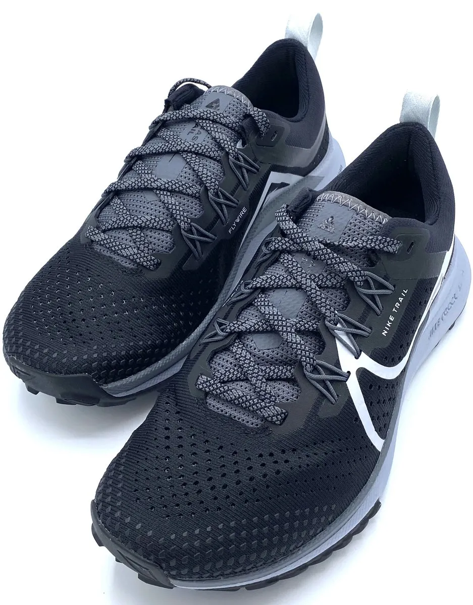Nike React Pegasus Trail 4 Trailschoenen Dames - Maat 38.5 Zwart