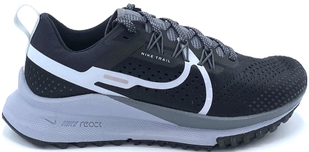 Nike React Pegasus Trail 4 Trailschoenen Dames - Maat 38.5 Zwart