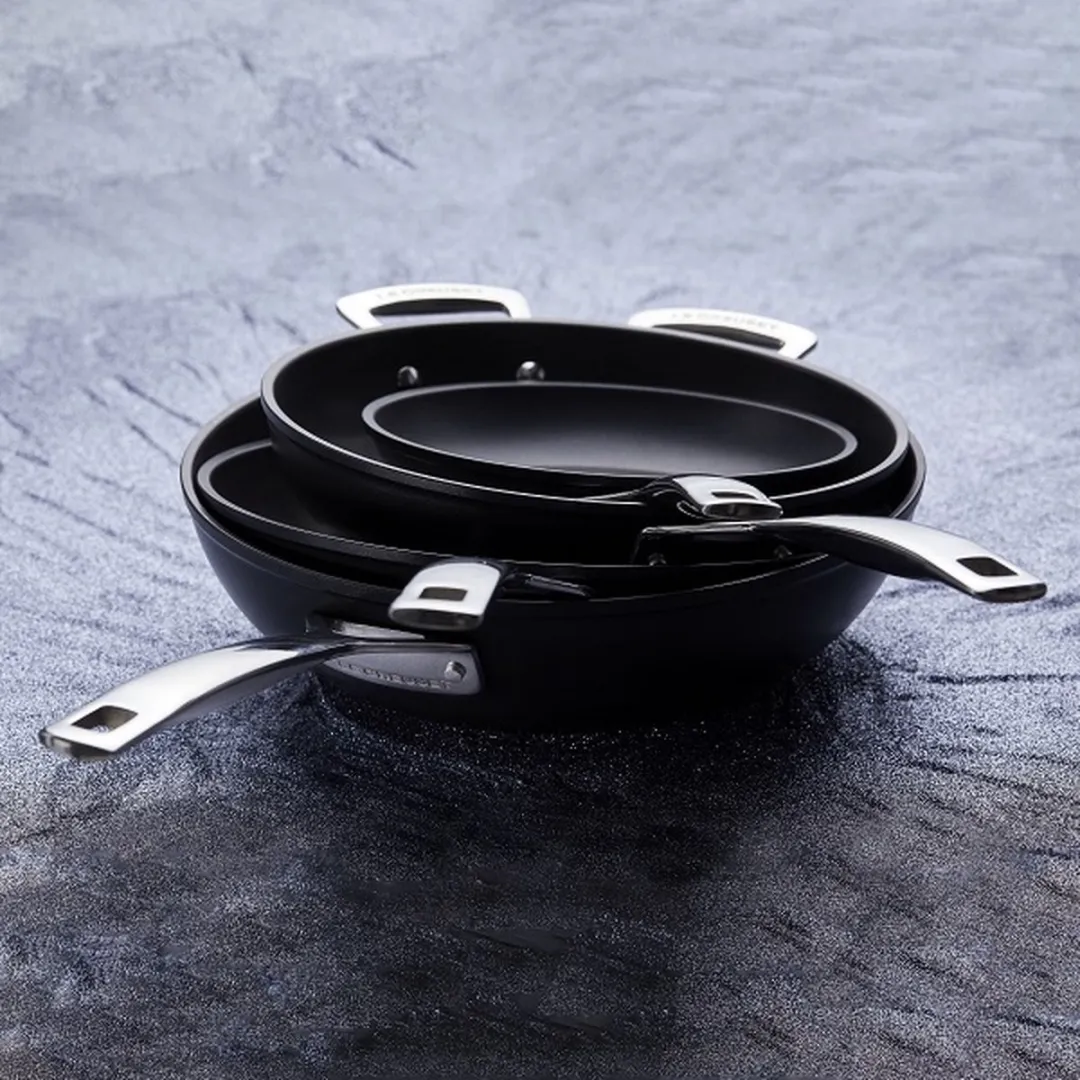 Le Creuset Les Forgées Hapjespan 24cm - Zwart