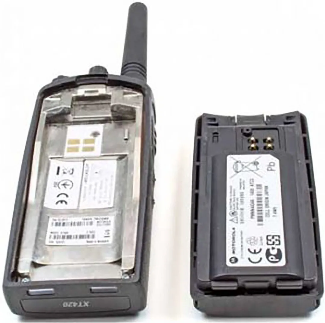 Motorola XT420 Portofoons - 24 Stuks (12x2) - Zwart