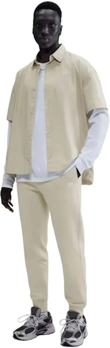 Nike Club Joggingbroek M FN3787 - Kaki