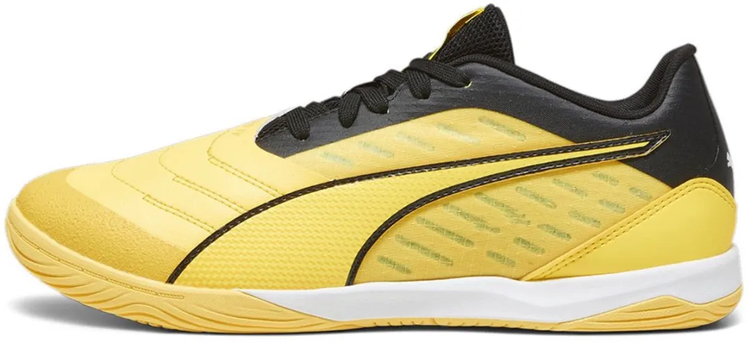 PUMA Ibero IV Voetbalschoenen - Maat 43 - Geel