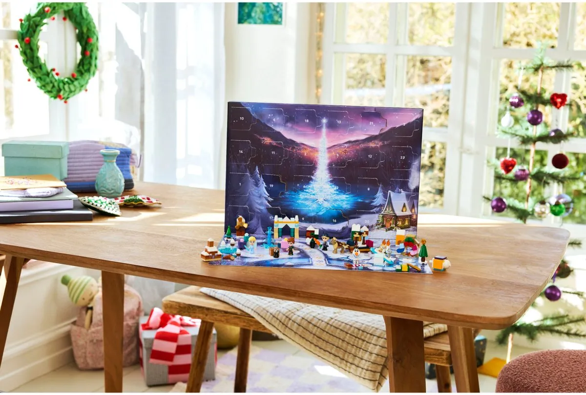 LEGO Disney Frozen Adventskalender 2025 43273 - 231 Stuks - Multicolor