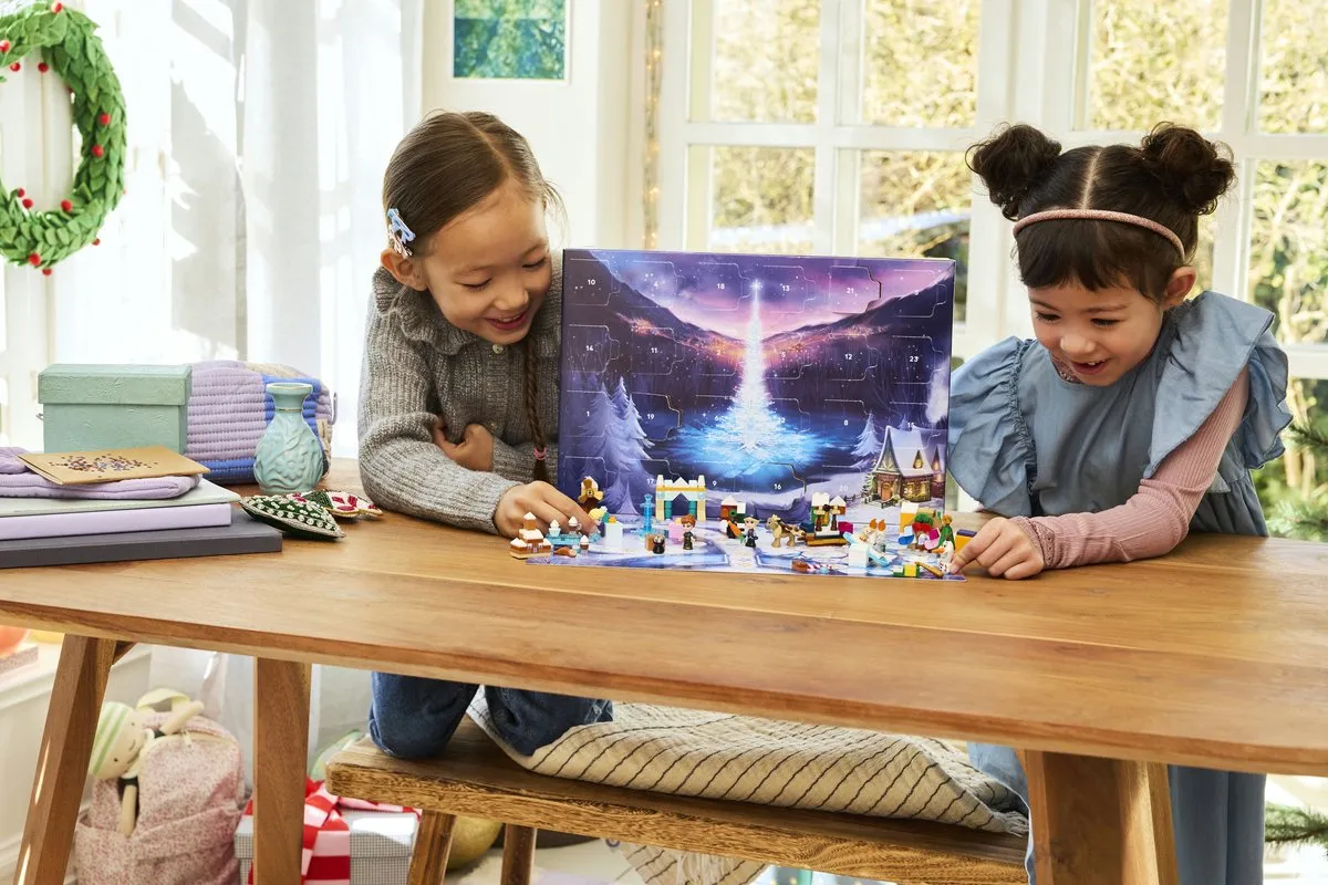 LEGO Disney Frozen Adventskalender 2025 43273 - 231 Stuks - Multicolor