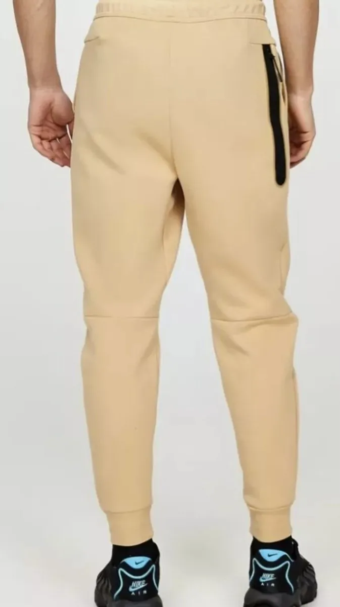Nike Tech Fleece Joggingbroek DV0538-252 - XL - Geel