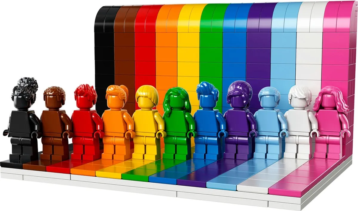 LEGO Everyone Is Awesome 40516 - 346 Stukken - 11 Minifiguren