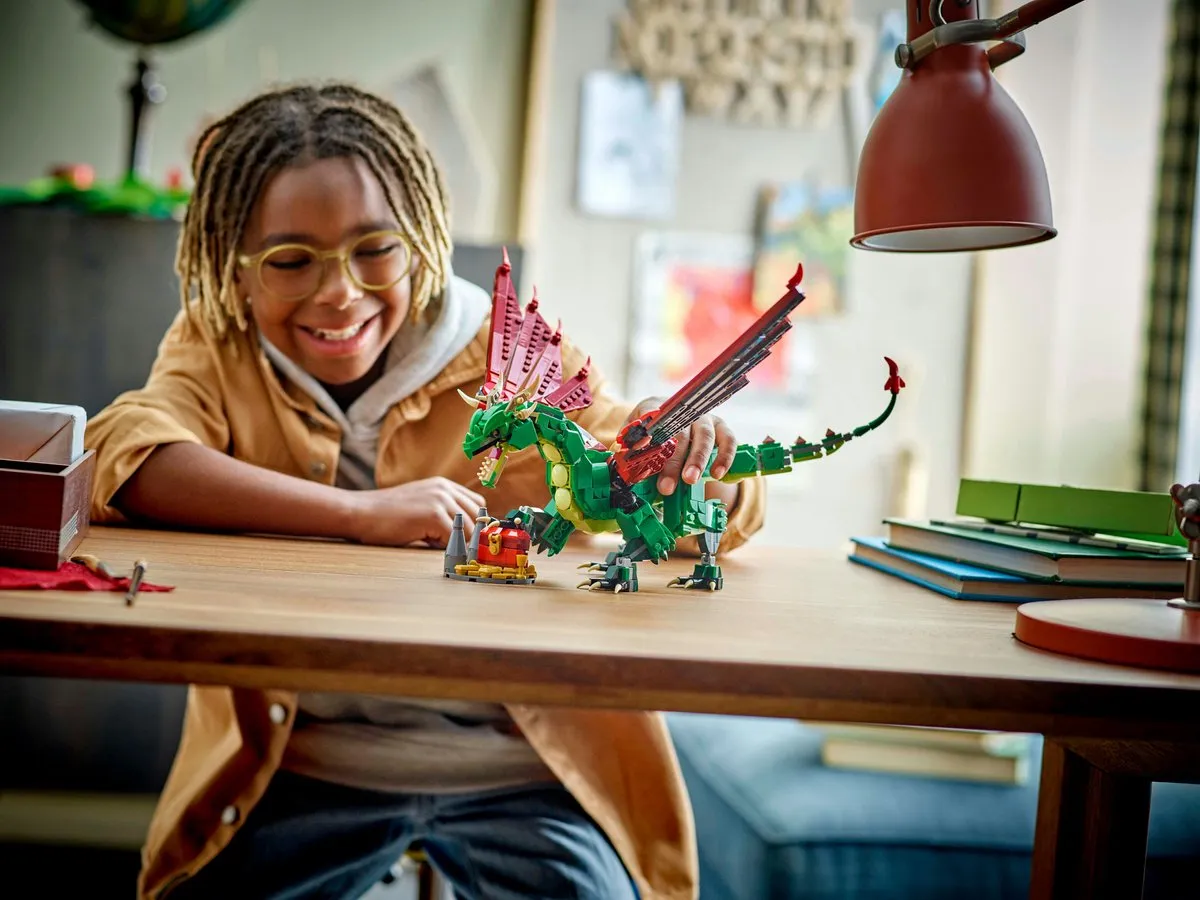 LEGO Creator 3in1 Middeleeuwse Draak 31161 - 715 Stukken