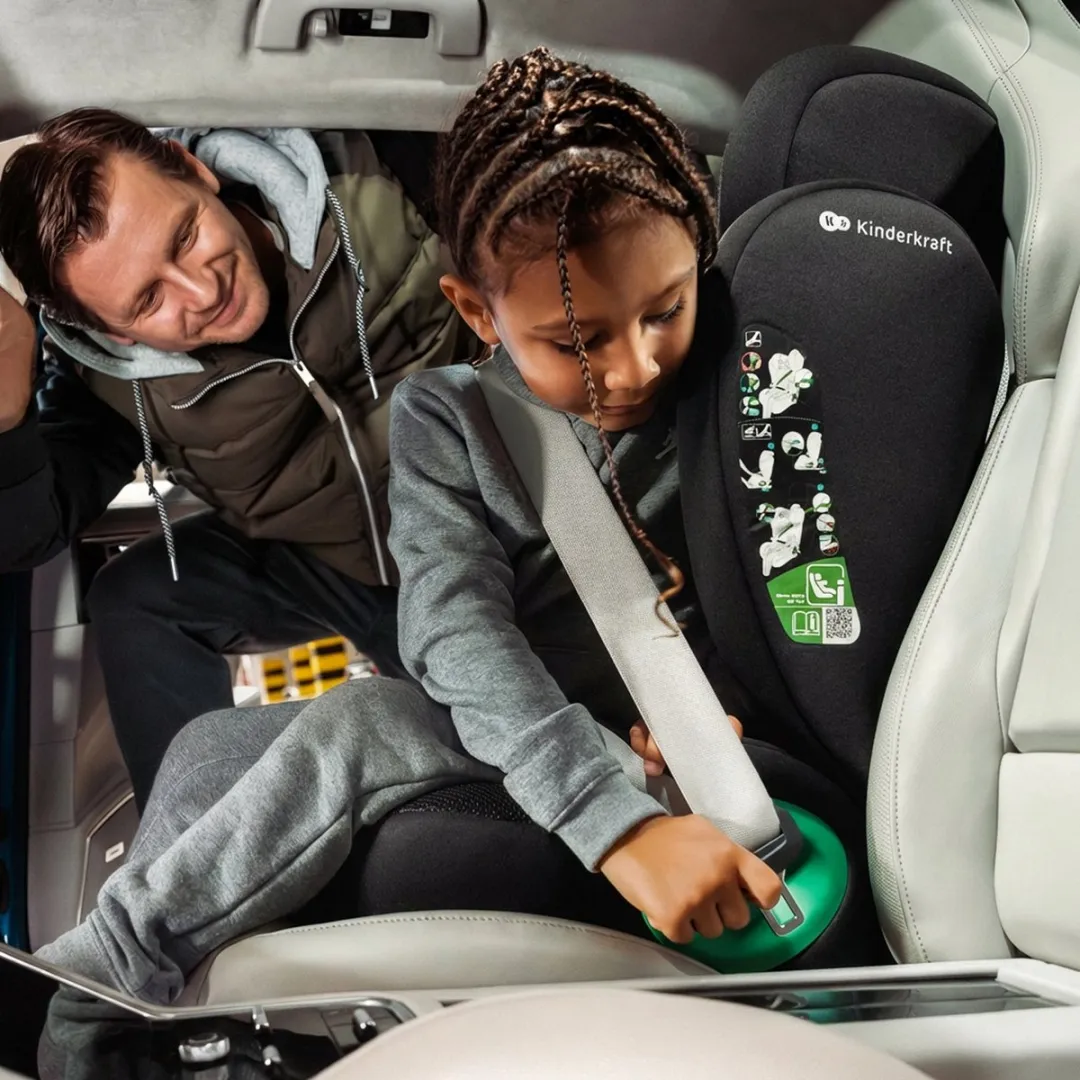 KinderKraft JUNIOR FIX 2 PLUS Autostoeltje 100-150cm - ISOFIX - Zwart