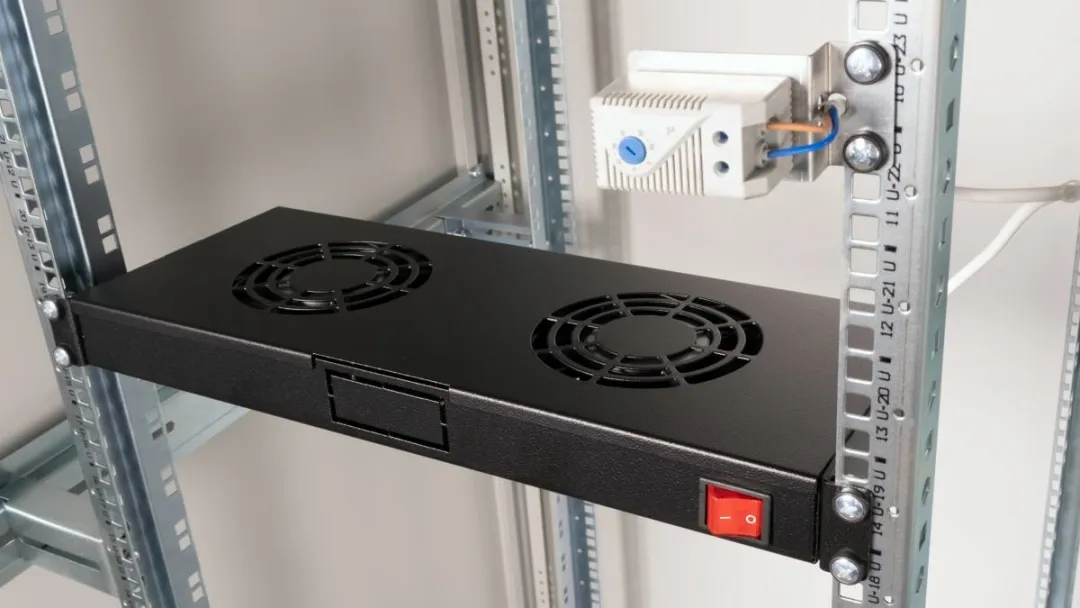 Equip EZF-2-B Koelventilator - Zwart