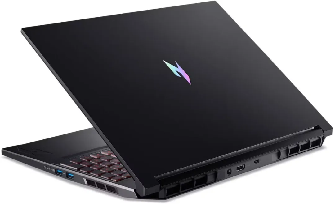 Acer Nitro V 16 AI ANV16-42-R62E Gaming Laptop - 16" 180Hz RTX 5070