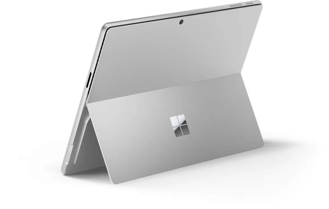 Microsoft Surface Pro 11 EP2-20214 Copilot+ PC - 256GB - 13" - 16GB - Platina