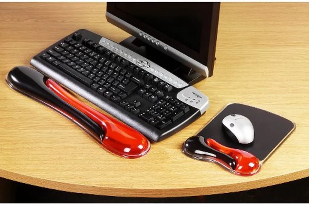 Kensington Duo Gel Wrist Rest Wave - Rood/Smoke - afbeelding 5 van 6