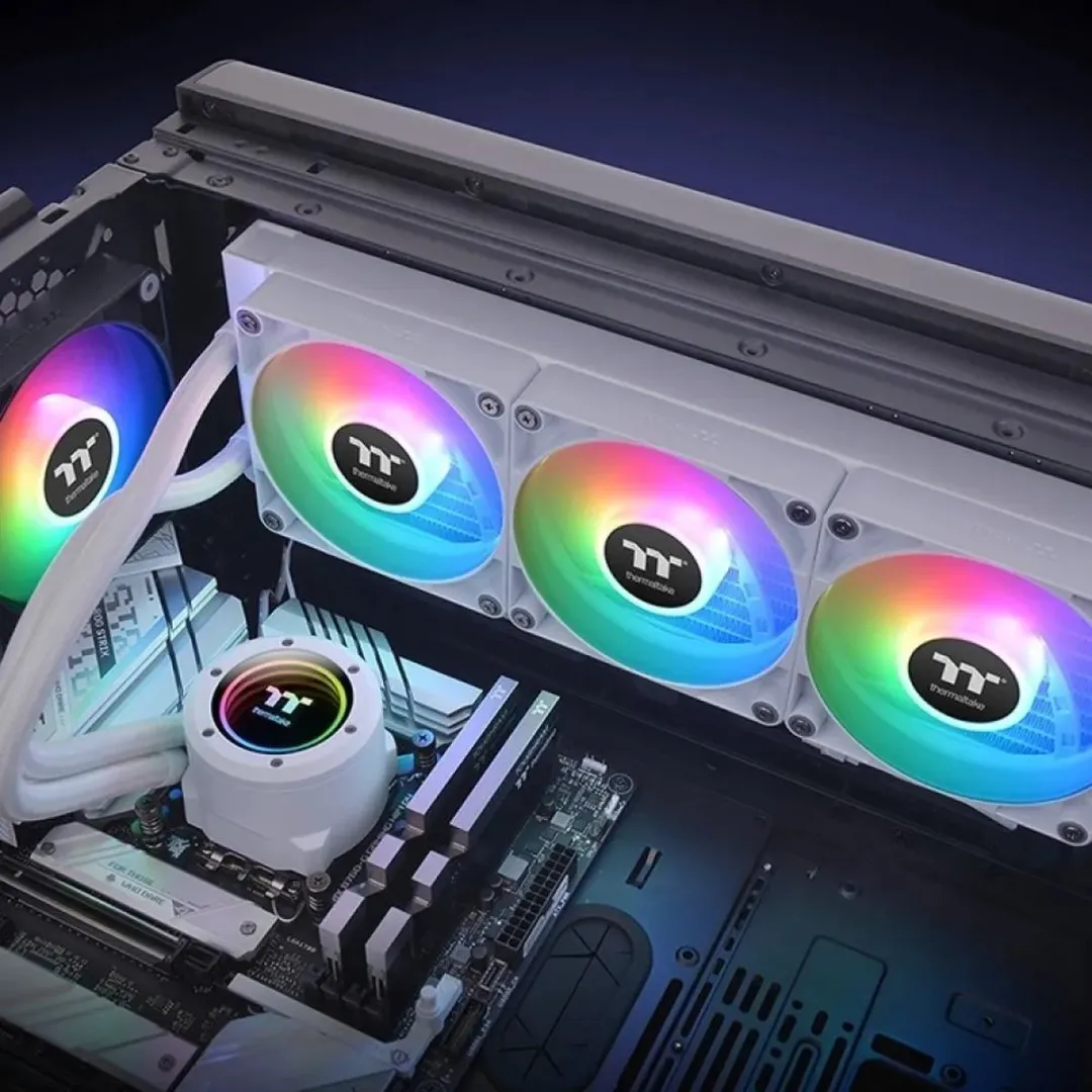 Thermaltake TH360 V2 ARGB CL-W365-PL12SW-A - 360mm Koelsysteem - 3x 120mm ARGB Fans - Wit