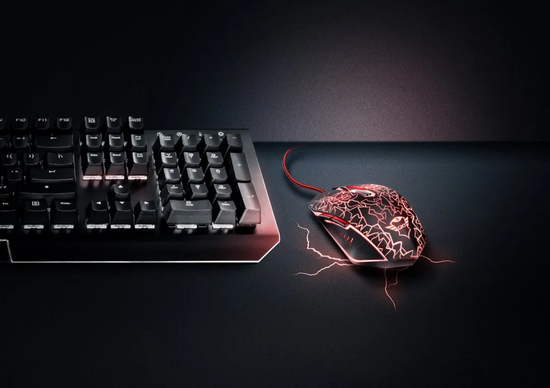 Trust GXT 105 Gamingmuis - 6 Knoppen - Zwart/Rood