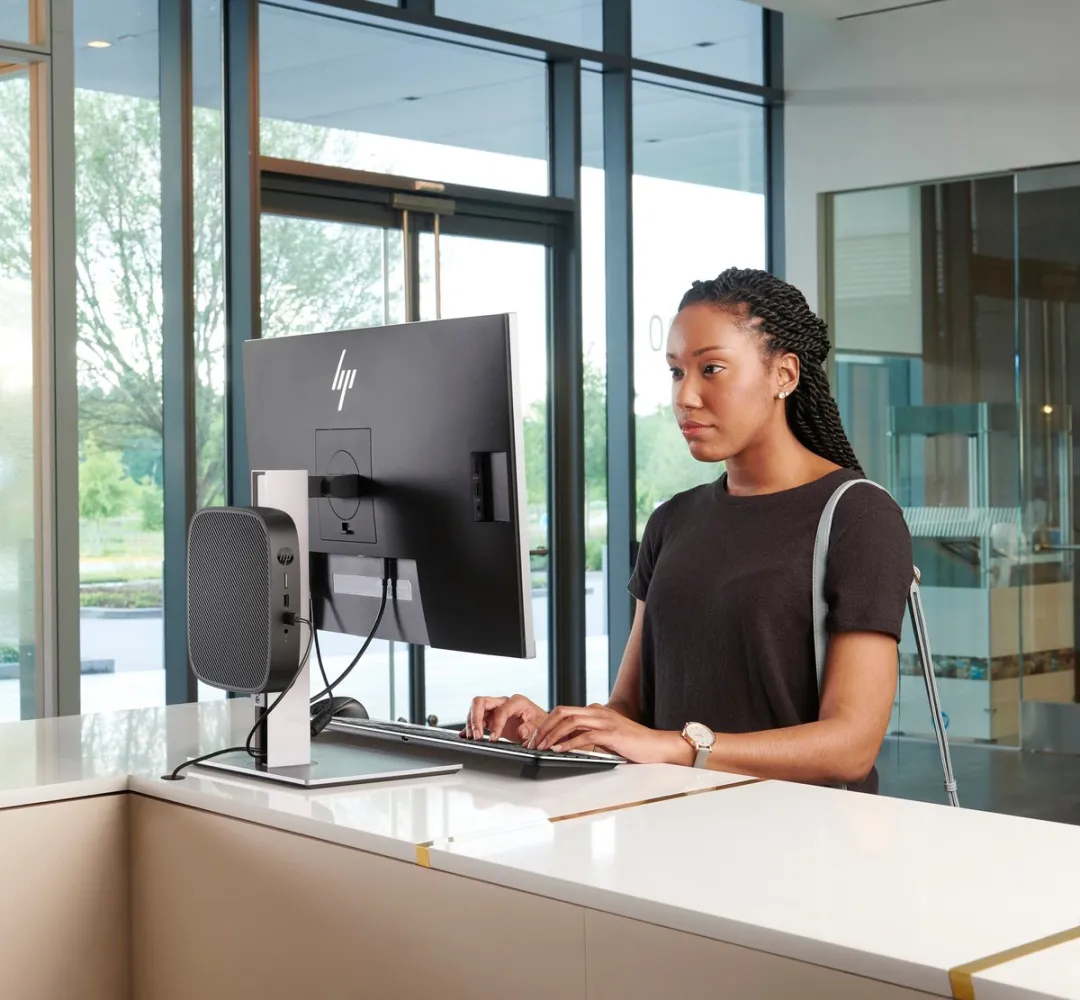 HP t540 Thin Client - 2Kernen 64GB SSD - Zwart