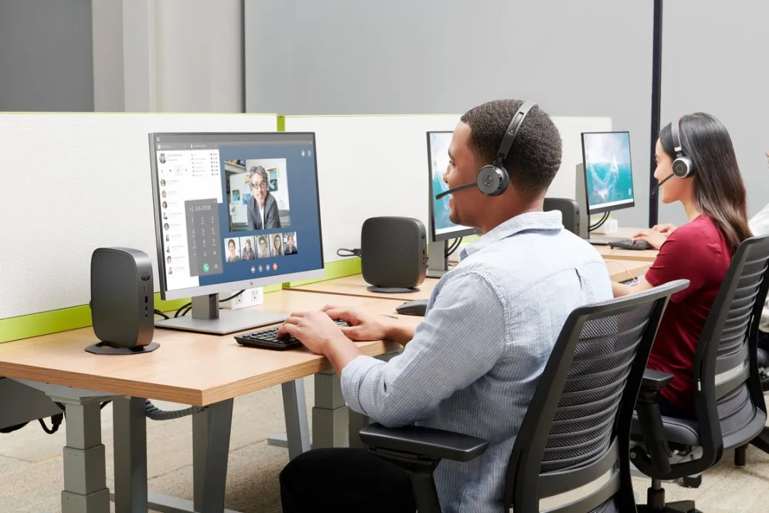 HP t540 Thin Client - 2Kernen 64GB SSD - Zwart