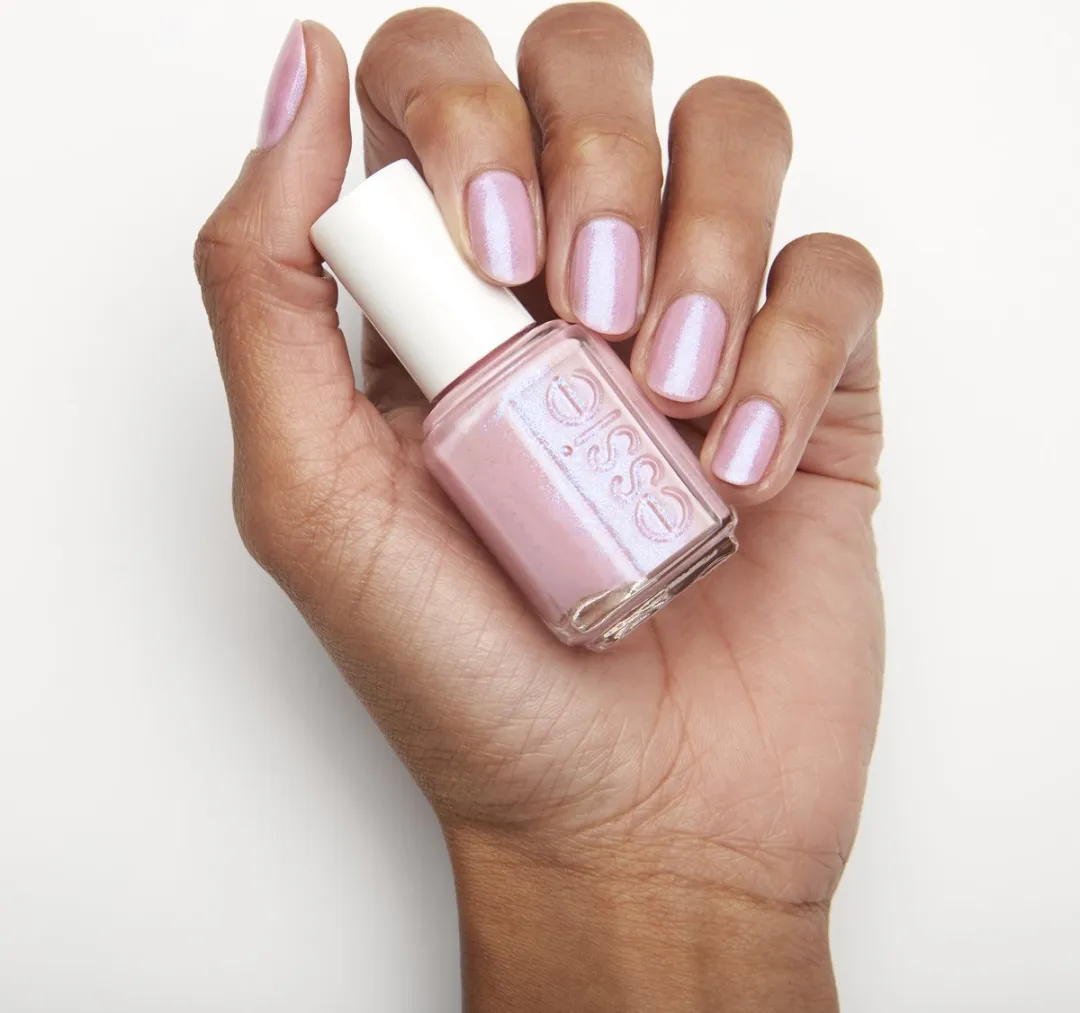 Essie Nagellak 685 Kissed by Mist - 13.5ml - afbeelding 6 van 6