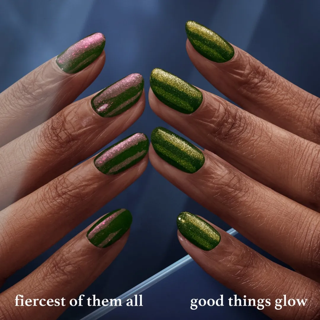 essie x Disney Snow White Nagellak 1004 Seize the Crown - 13,5ml