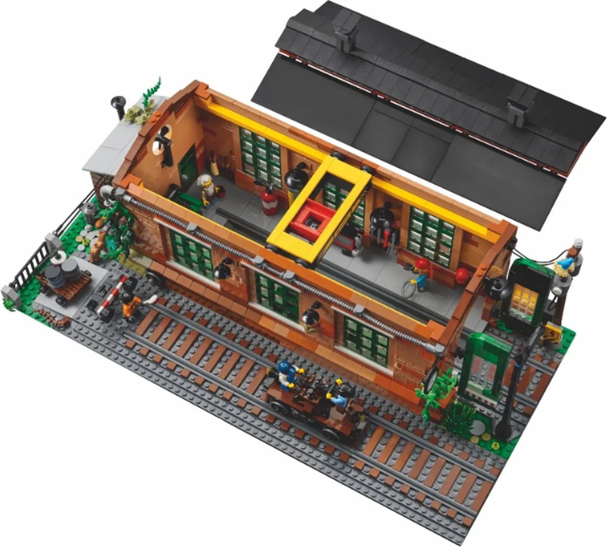 LEGO Bricklink Old Train Engine Shed 910033 - 2331 Stukken - 6 Minifiguren