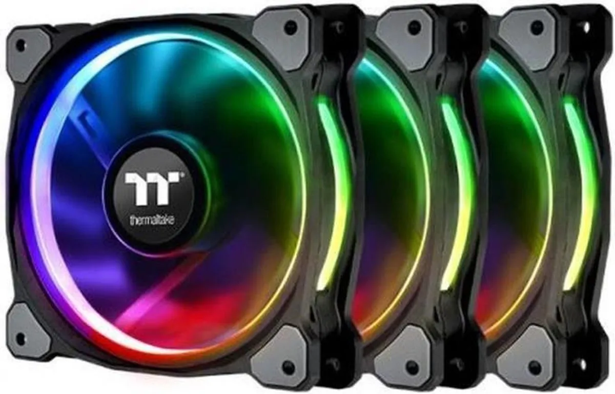 Thermaltake CL-F056-PL14SW-A Ventilator 3x 14cm