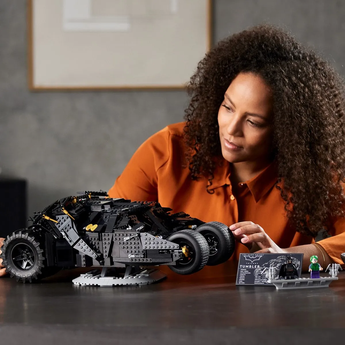 LEGO DC Batman Batmobile Tumbler 76240 - 2049 Stukken - afbeelding 5 van 6